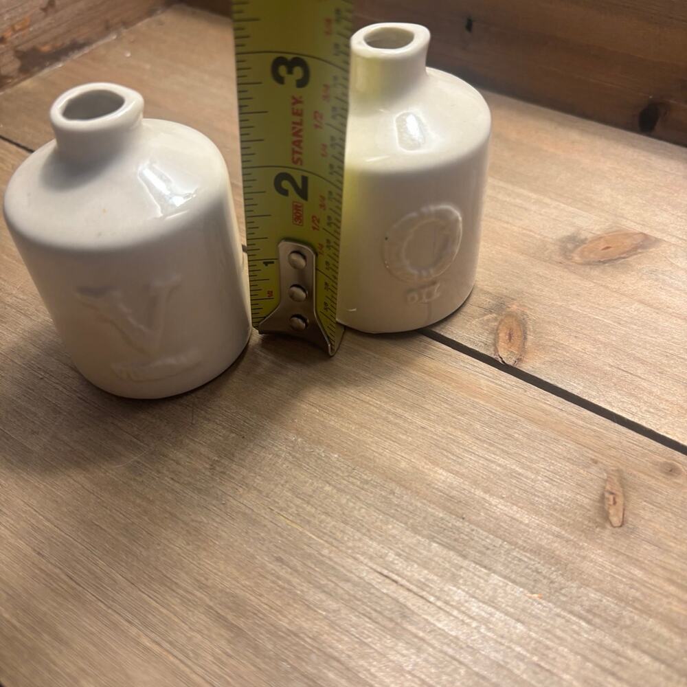 Vintage Mid-Century Modern Pier 1 Imports Cream Ceramic Oil & Vinegar Bottles - Picture 5 of 5